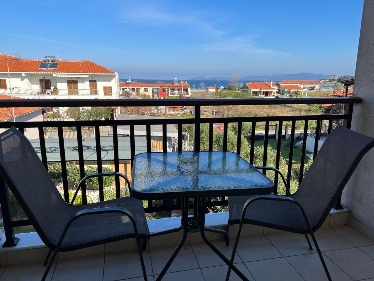 Nea Roda Apartments Eksteriør billede