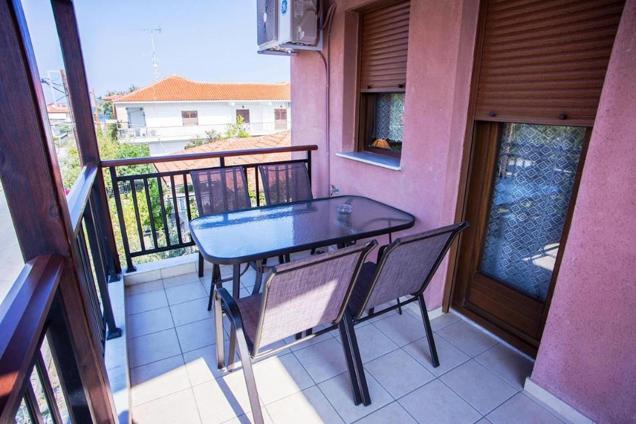 Nea Roda Apartments Eksteriør billede